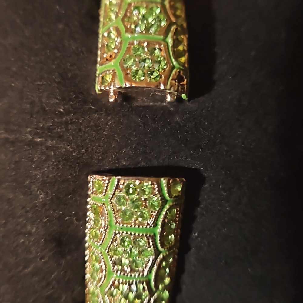 Bangle Hinged Braclet - Picture 4 of 4